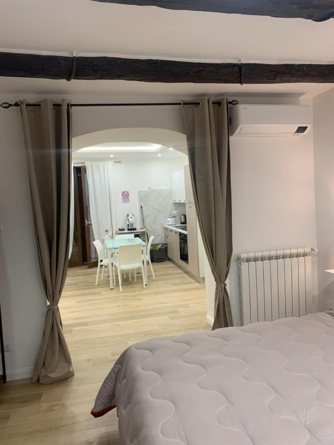 House Vico Lungo A Toledo Bed & Breakfast *