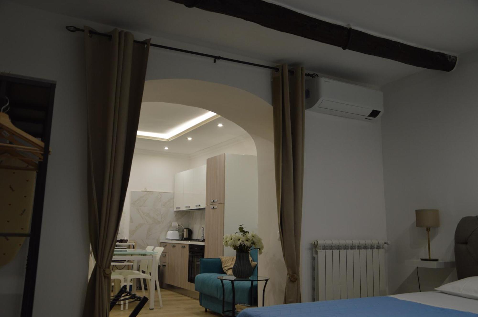 House Vico Lungo A Toledo Couette-café *